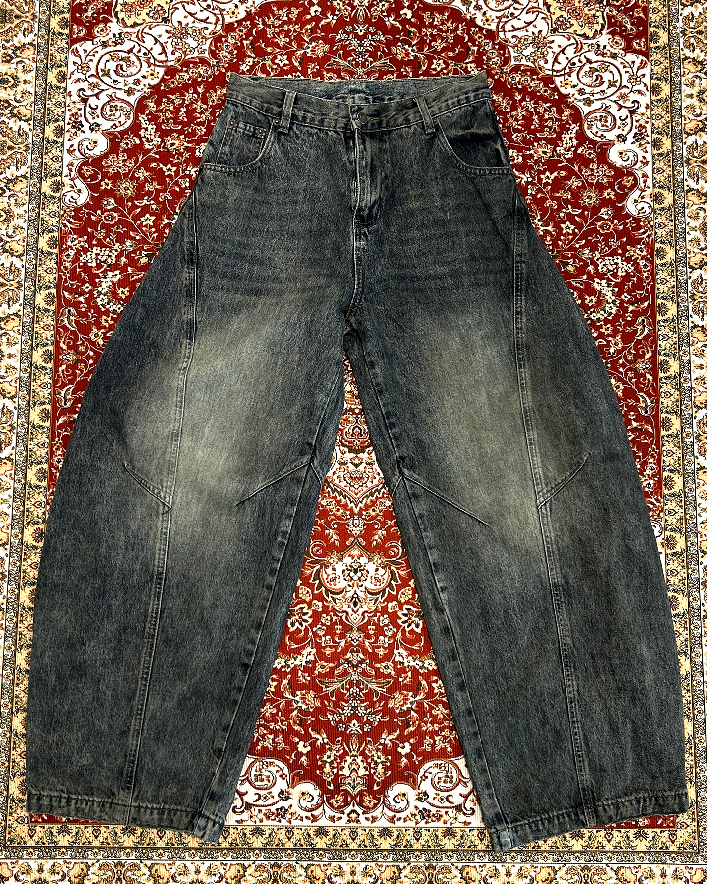 BARREL JEANS
